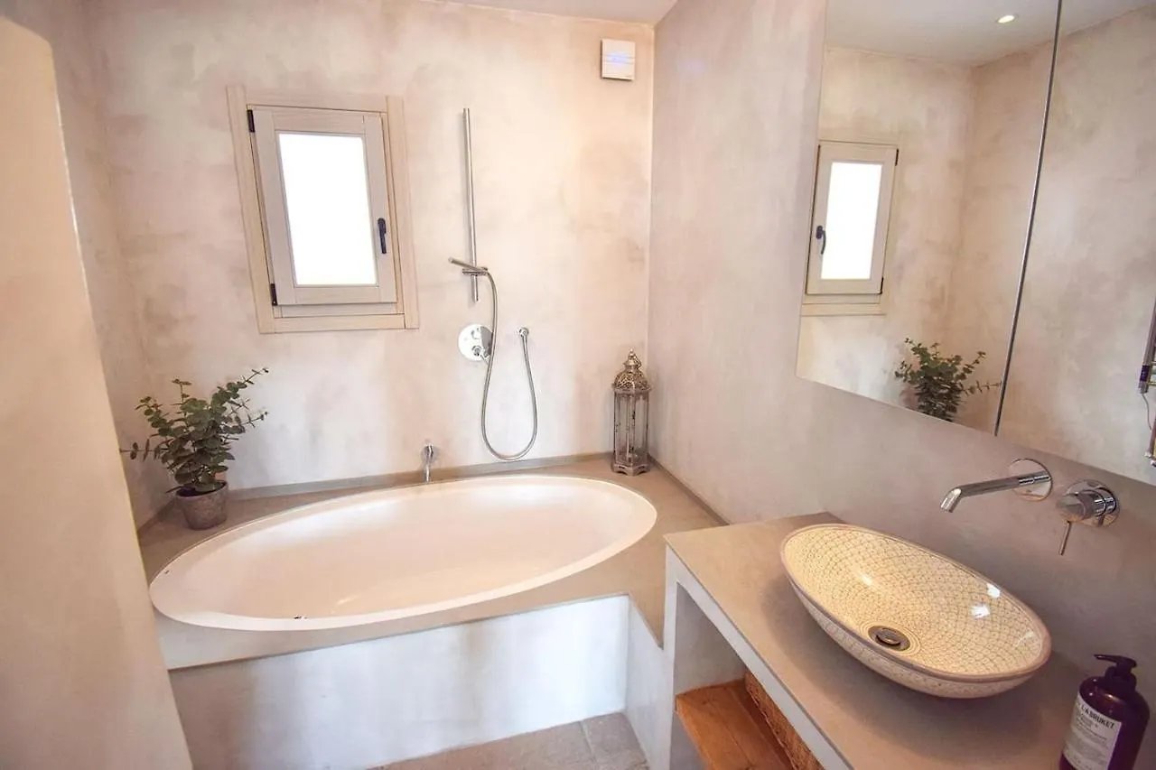 La Orza, Frigiliana Luxury Center Townhouse With Pool And Parking Hansonholiday Rentals Spanyolország